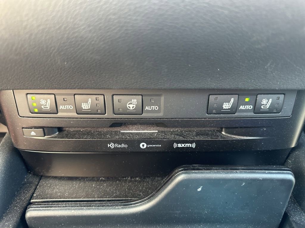 Used 2019 Lexus ES 300h w/ Premium Package FWD image 8