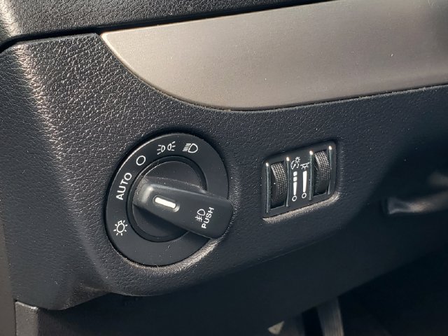Used 2019 Dodge Grand Caravan GT FWD image 9