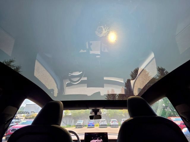 Used 2026 Tesla Model Y AWD image 56