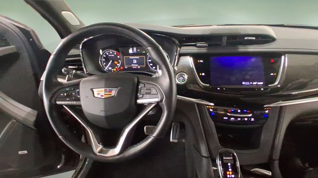 Used 2024 Cadillac XT6 Sport w/ LPO, Onyx Lite Package image 12