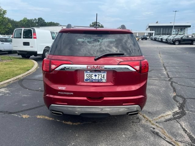 Certified 2019 GMC Acadia Denali w/ Technology Package FWD image 5