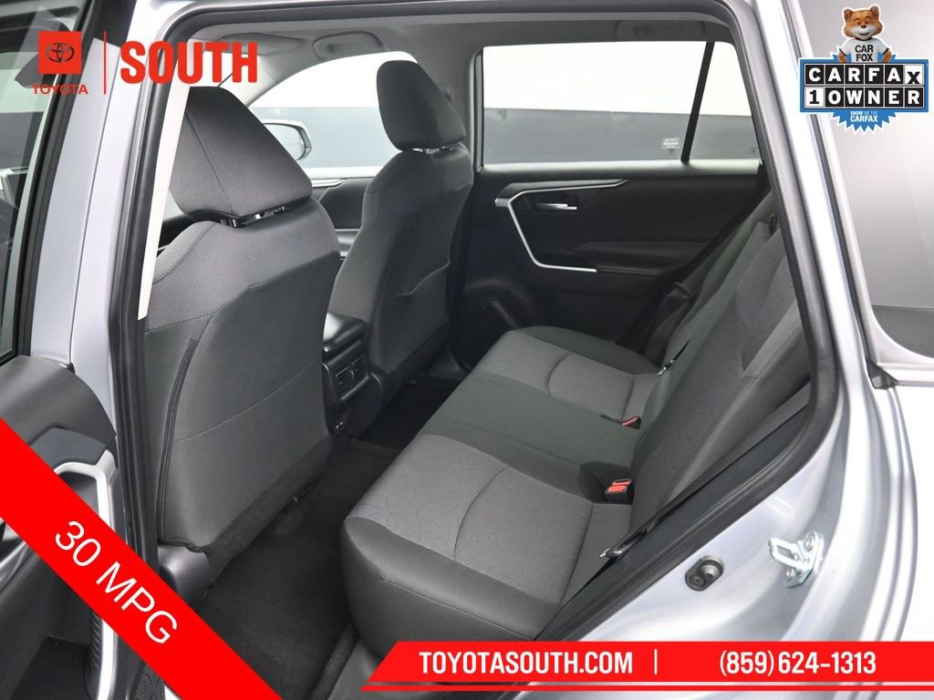 Used 2025 Toyota RAV4 XLE image 10