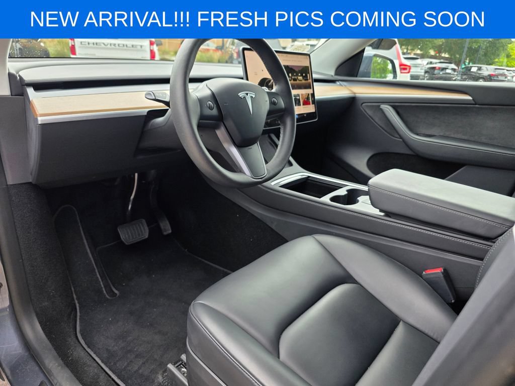 Used 2023 Tesla Model Y Long Range AWD/4WD image 9