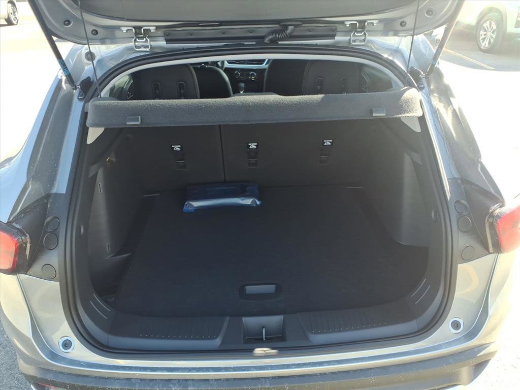 New 2026 Chevrolet Trax LT w/ LT Convenience Package image 7