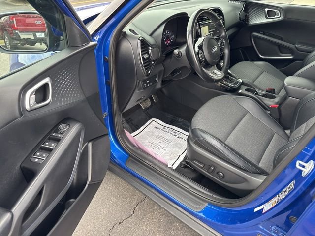 Used 2020 Kia Soul EX FWD image 9