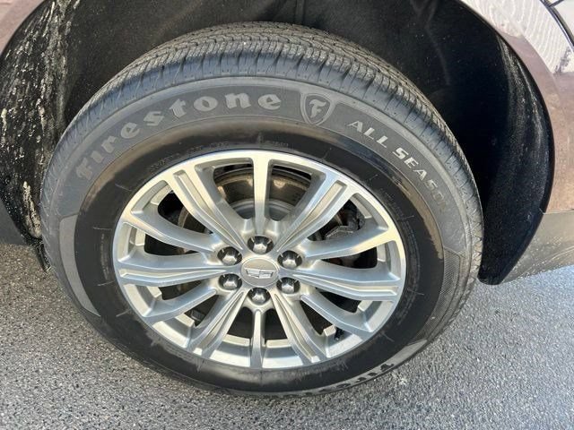 Used 2018 Cadillac XT5 Luxury w/ Driver Awareness Package AWD/4WD image 59