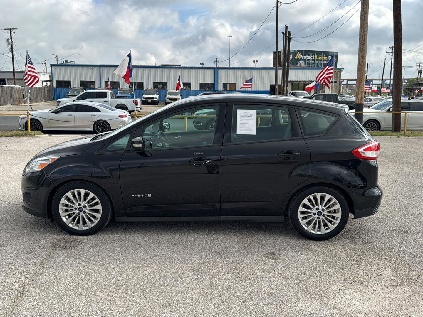 Used 2017 Ford C-MAX SE w/ Equipment Group 201A image 4