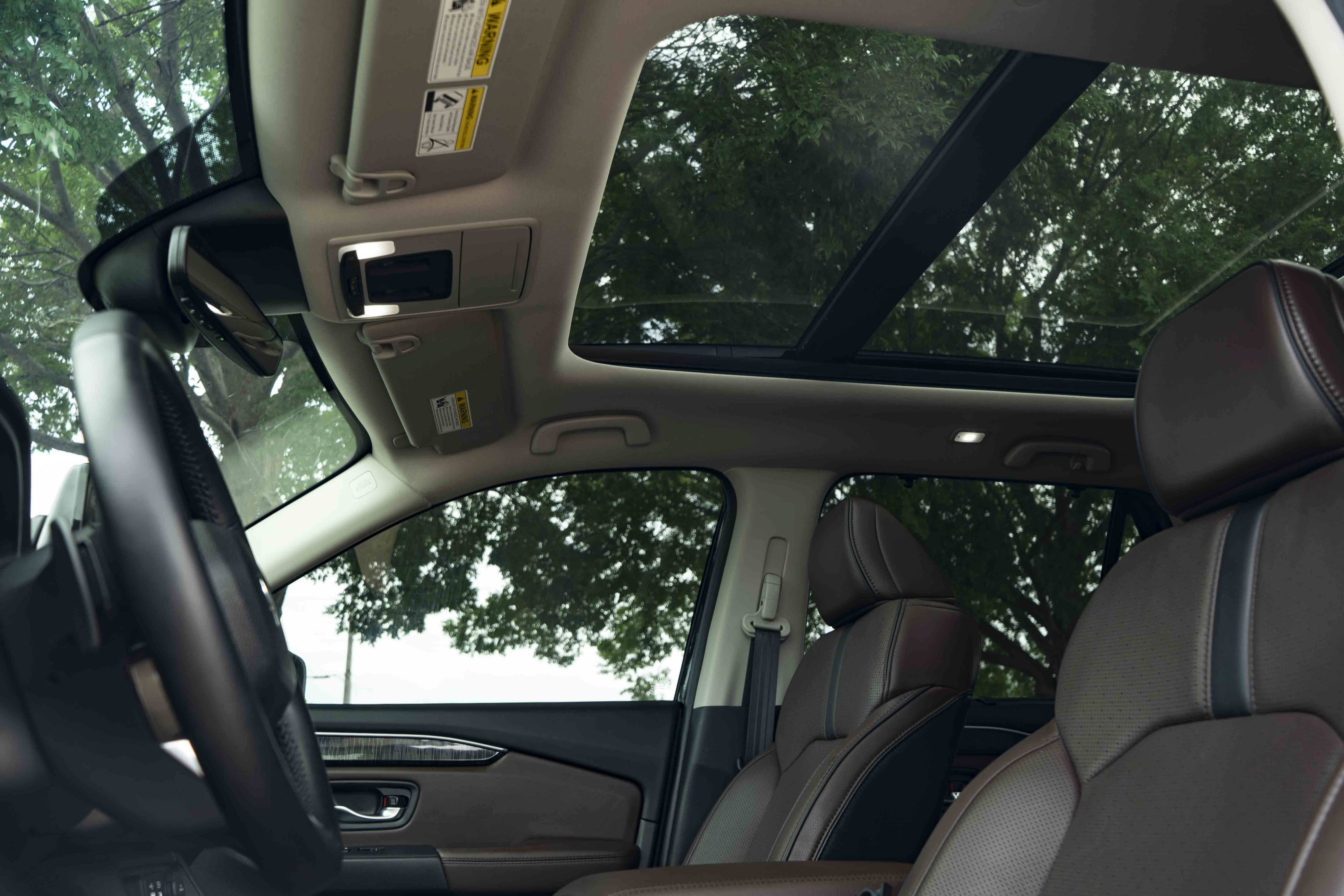 Certified 2025 Honda Pilot Elite image 36