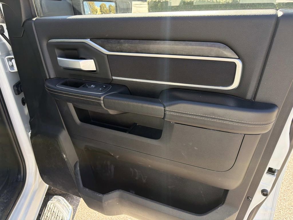 Used 2024 RAM 2500 Big Horn image 22