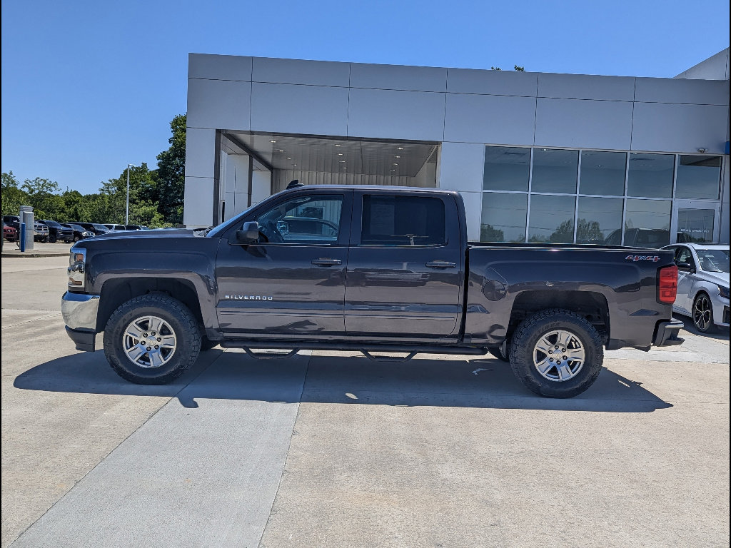 Used 2016 Chevrolet Silverado 1500 LT AWD/4WD image 9
