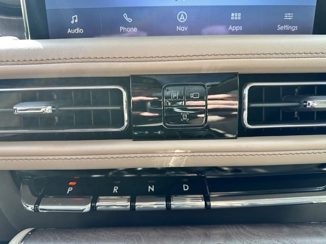 Certified 2024 Lincoln Aviator Reserve w/ Elements Package Plus image 23
