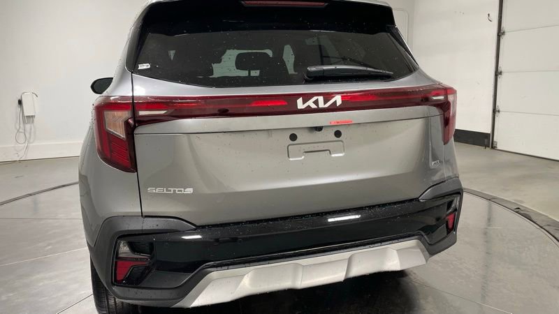 New 2026 Kia Seltos EX image 6