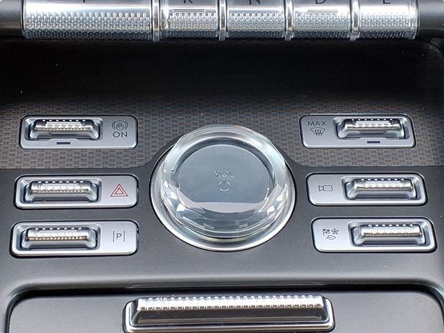 Used 2025 Lincoln Nautilus Premier image 13