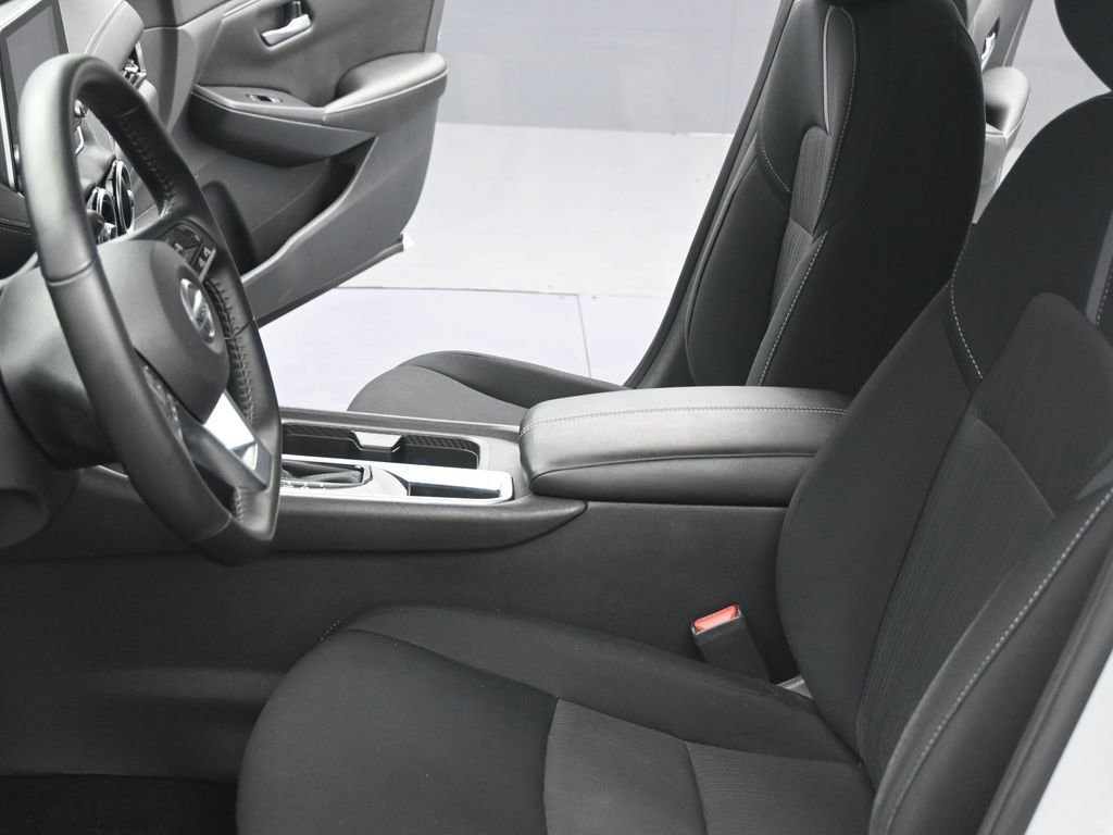 Used 2022 Nissan Sentra SV w/ Trunk Package image 16