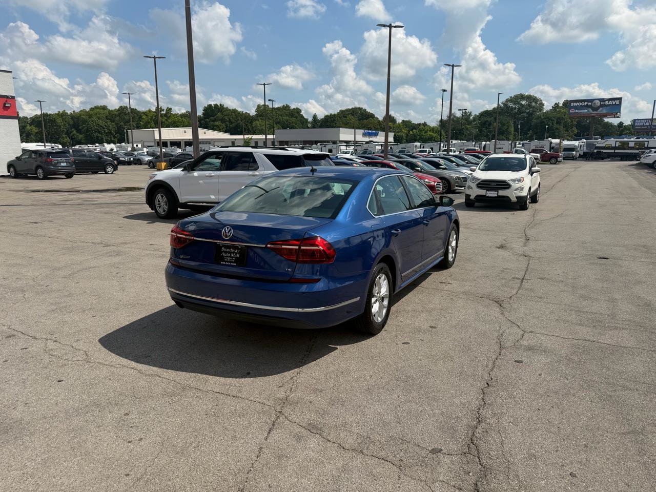 Used 2017 Volkswagen Passat 1.8T S FWD image 3