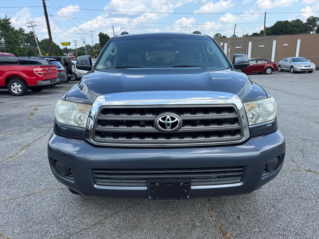 Used 2008 Toyota Sequoia SR5 RWD image 2