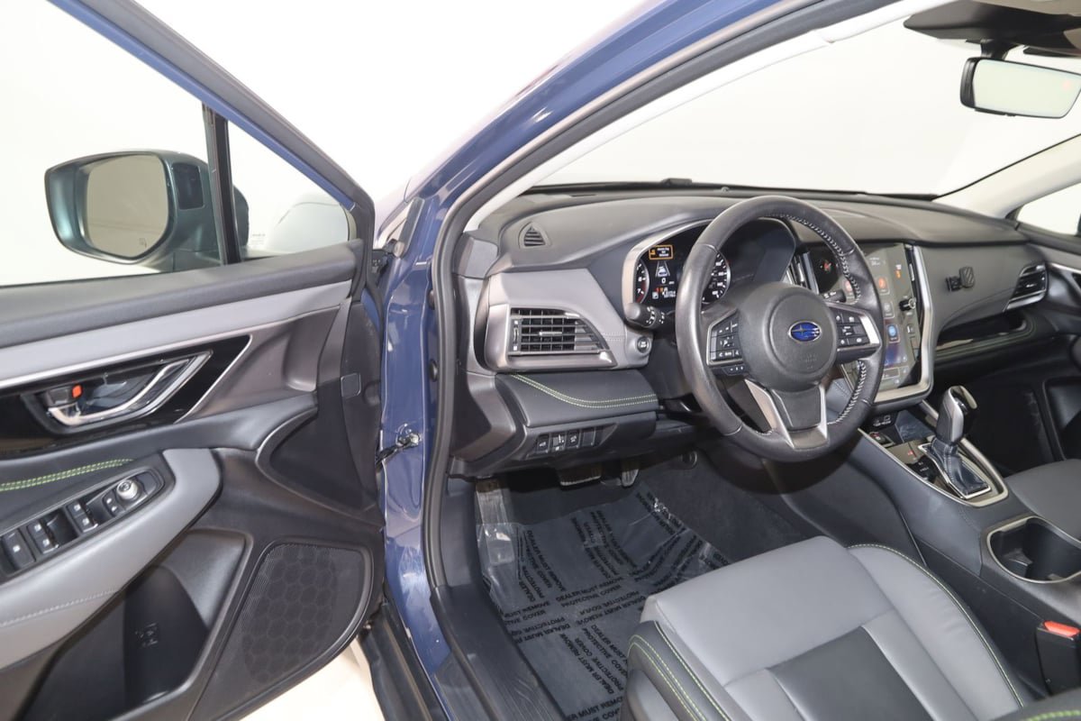 Used 2023 Subaru Outback Onyx Edition AWD/4WD image 46