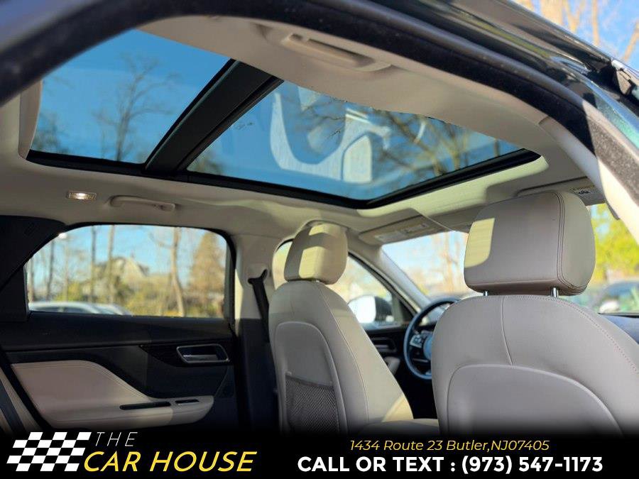 Used 2017 Jaguar F-PACE Prestige image 23