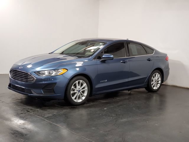Used 2019 Ford Fusion SE FWD image 5