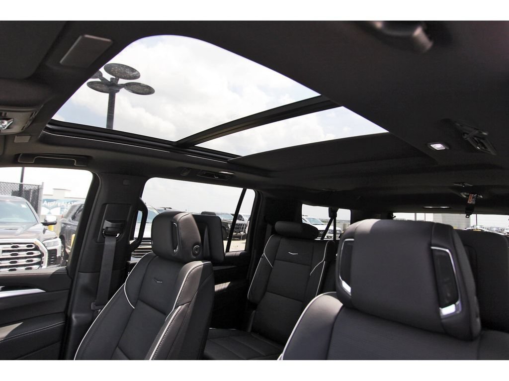 New 2026 Cadillac Escalade ESV Sport w/ Touring Package AWD/4WD image 24