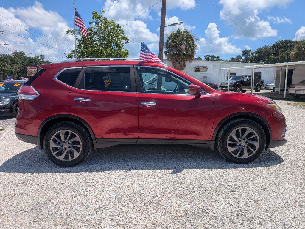 Used 2016 Nissan Rogue SL w/ SL Premium Package FWD image 4