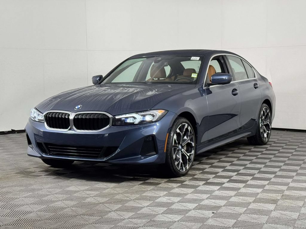 Used 2025 BMW 330i xDrive Sedan w/ Premium Package AWD/4WD image 7