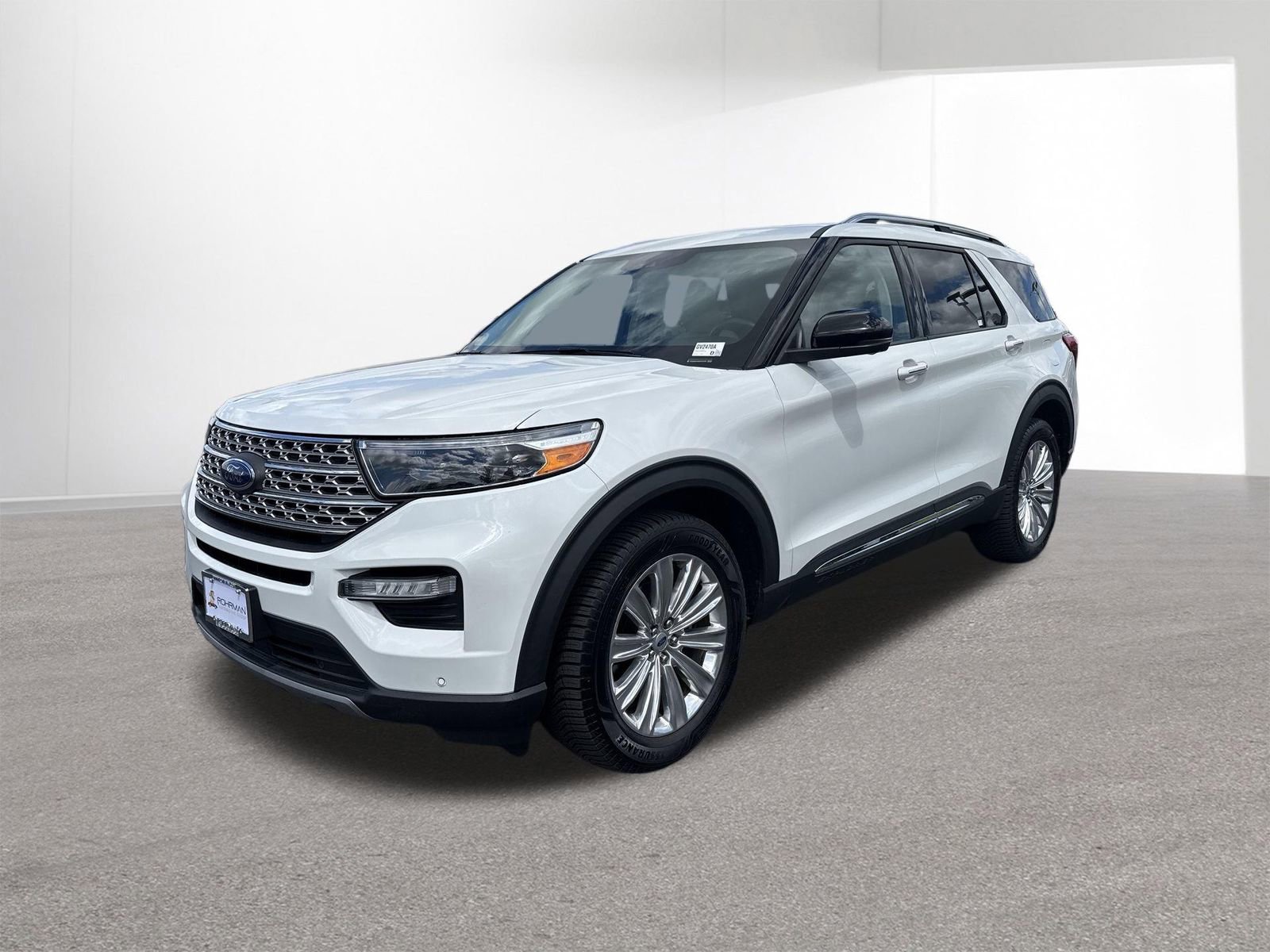 Used 2021 Ford Explorer Limited w/ Equipment Group 301A AWD/4WD image 4