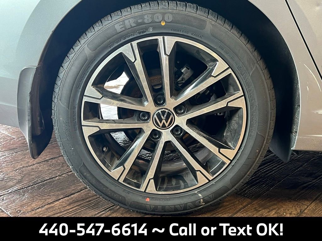 Used 2023 Volkswagen Jetta Sport image 36