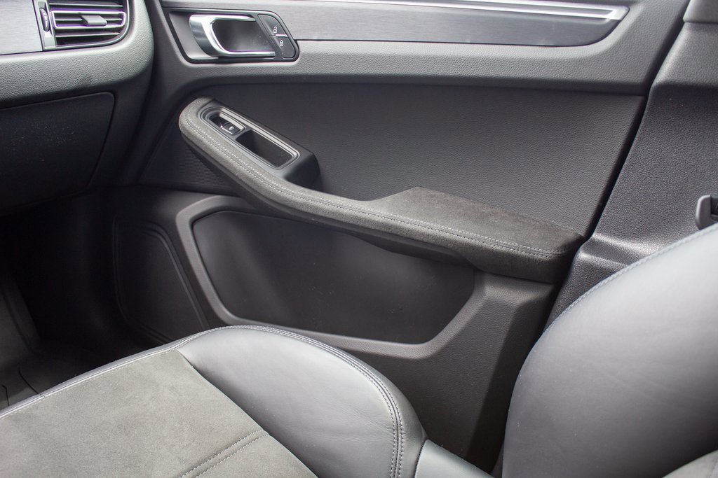 Used 2022 Porsche Macan GTS image 20