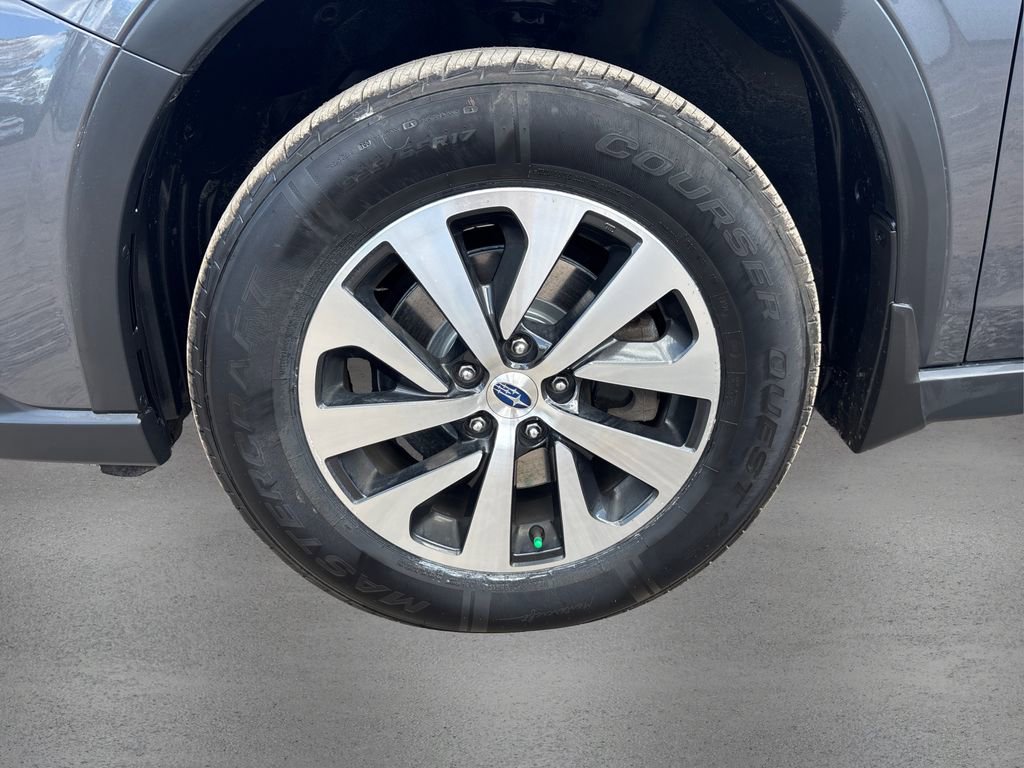 Used 2022 Subaru Outback Premium image 12