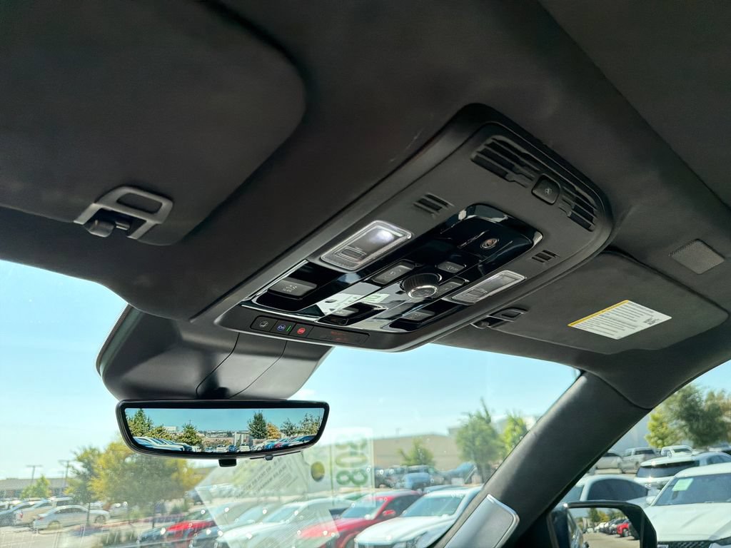 Used 2025 Cadillac Escalade Sport Platinum AWD/4WD image 30