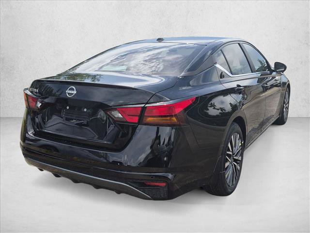 New 2026 Nissan Altima 2.5 SV FWD image 2