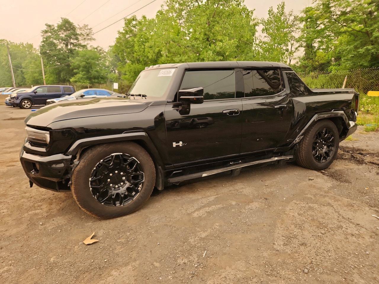Used 2025 GMC Hummer EV 2X AWD/4WD image 2
