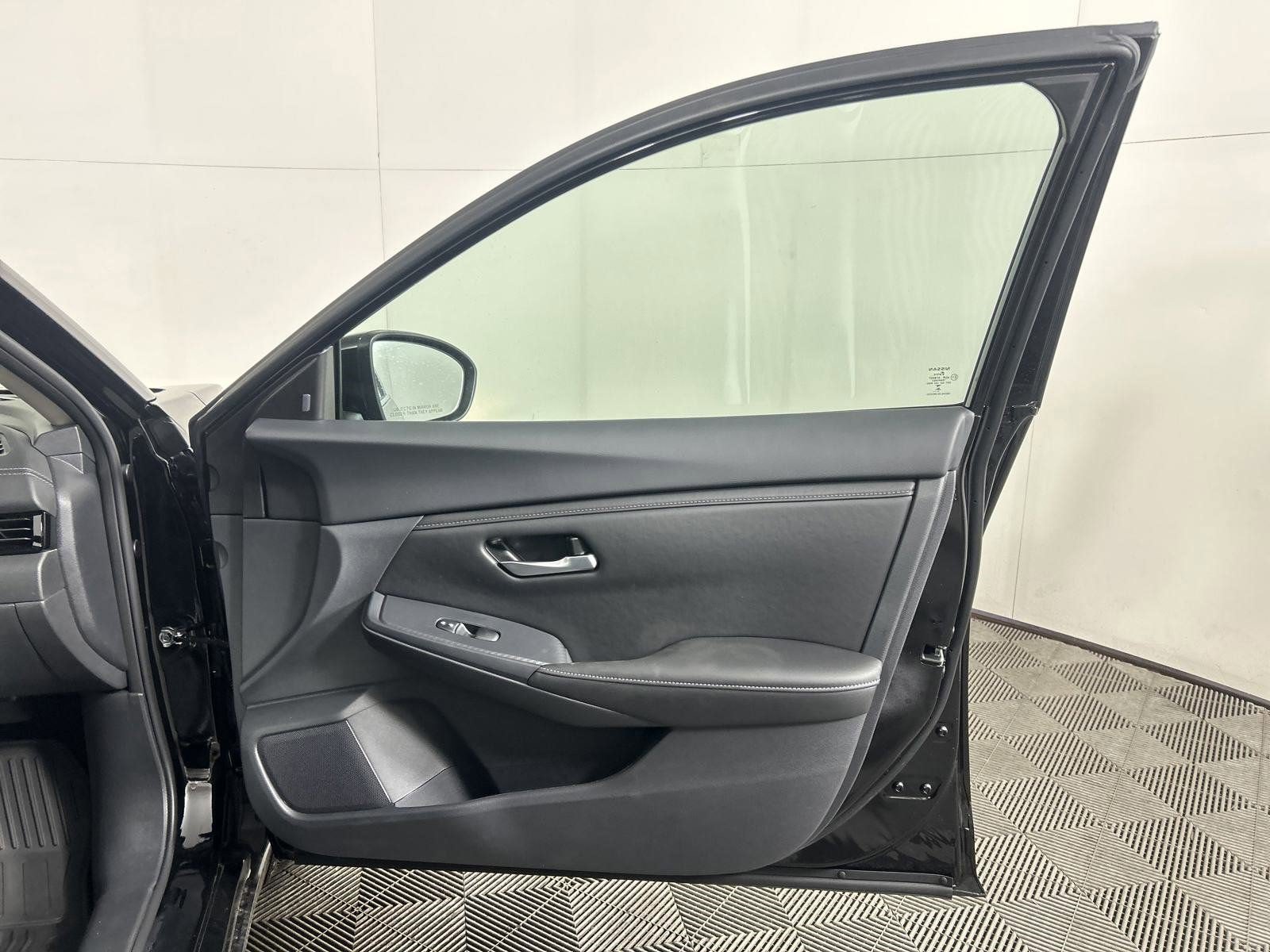 New 2025 Nissan Sentra SV w/ All-Weather Package FWD image 40