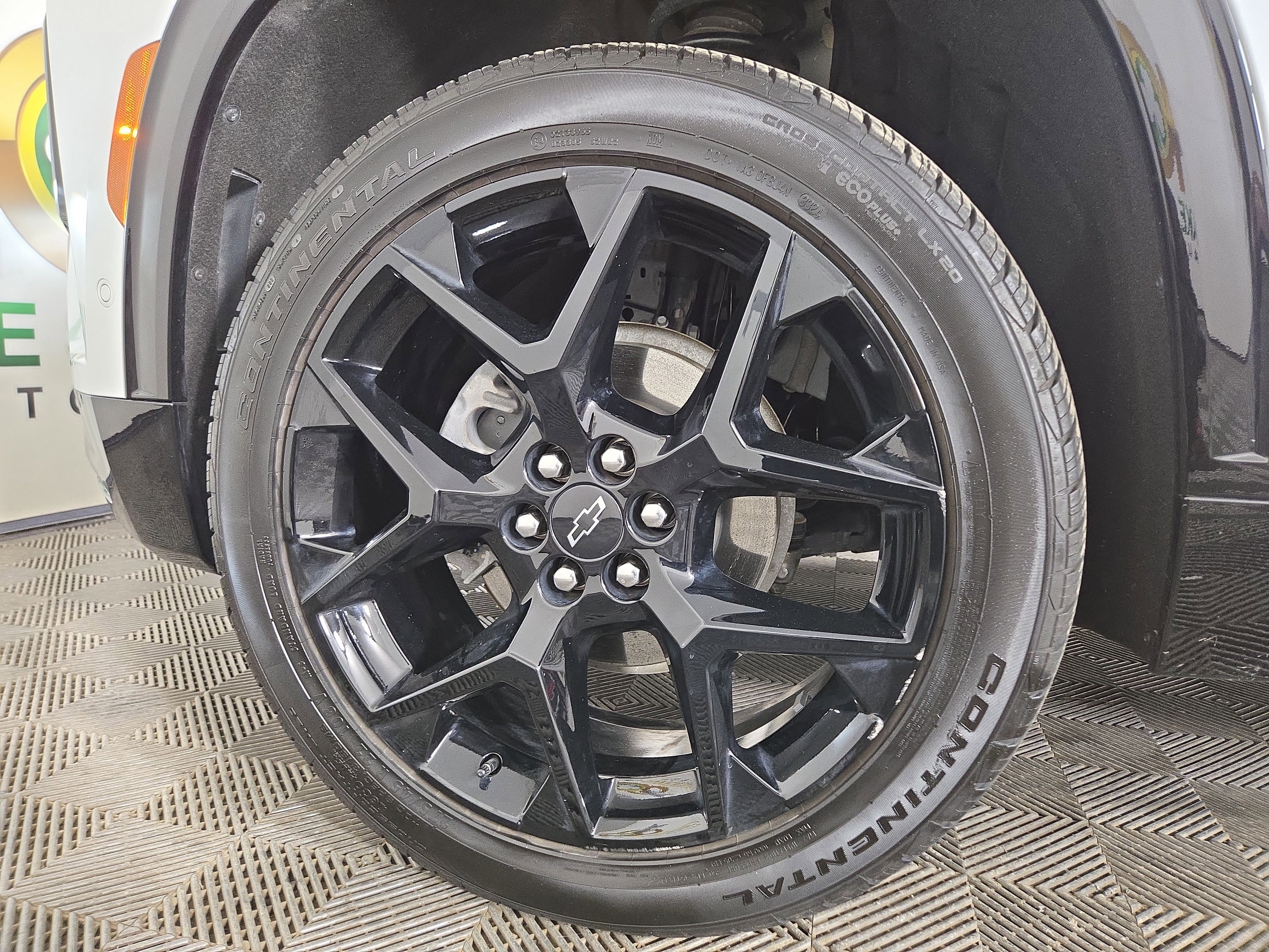 Certified 2024 Chevrolet Traverse RS image 37