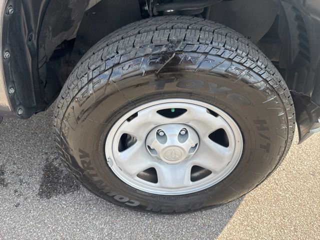 Used 2023 Toyota Tacoma SR AWD/4WD image 14