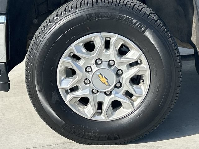 Used 2025 Chevrolet Silverado 2500 LT AWD/4WD image 10