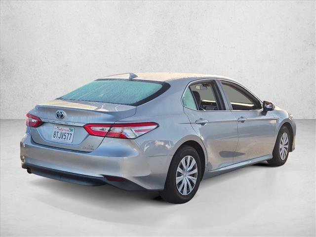 Used 2020 Toyota Camry LE FWD image 5