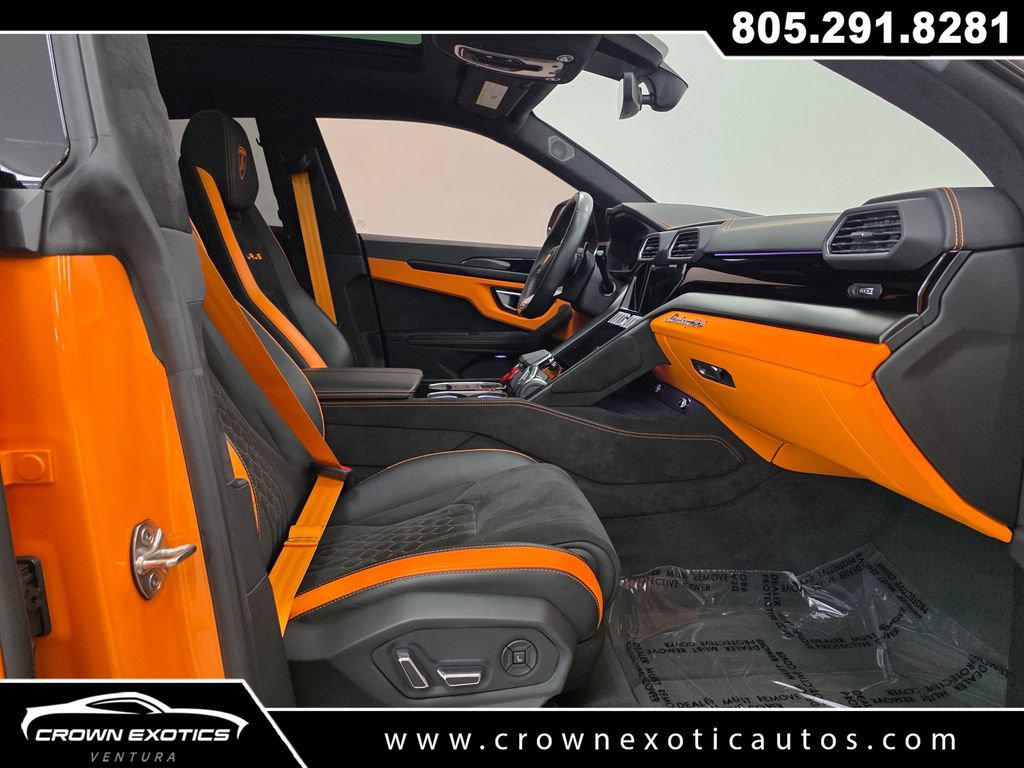 Used 2024 Lamborghini Urus S AWD/4WD image 17