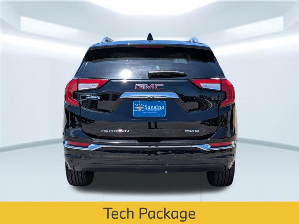 Used 2022 GMC Terrain Denali w/ Black Diamond Edition AWD/4WD image 5