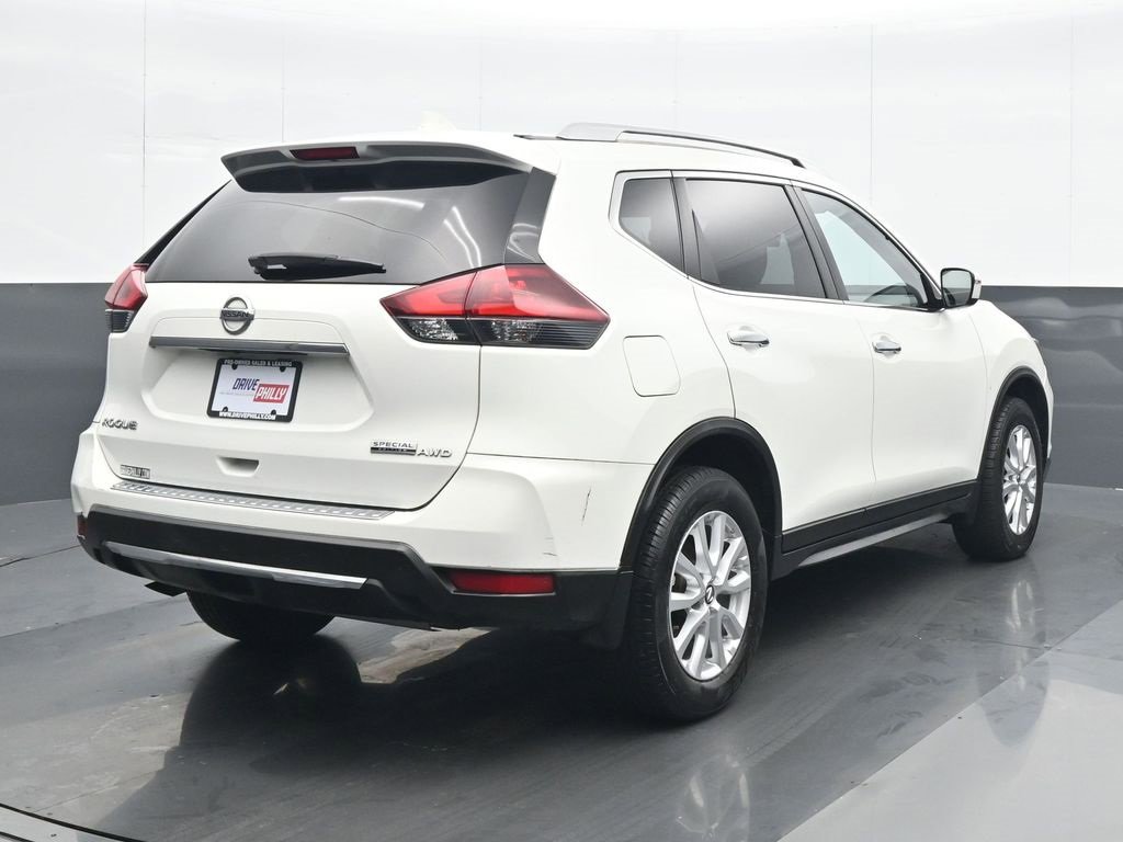 Used 2020 Nissan Rogue S w/ Special Edition Package image 6