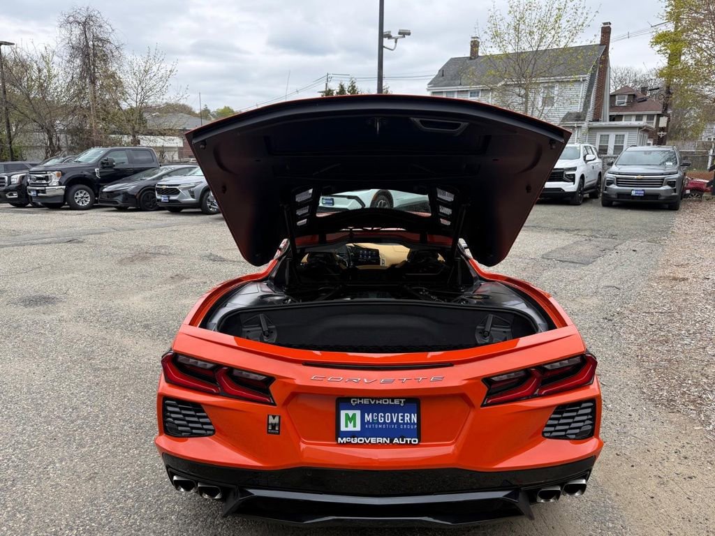 Used 2020 Chevrolet Corvette Stingray Premium Cpe w/ 3LT Preferred Equipment Group image 5