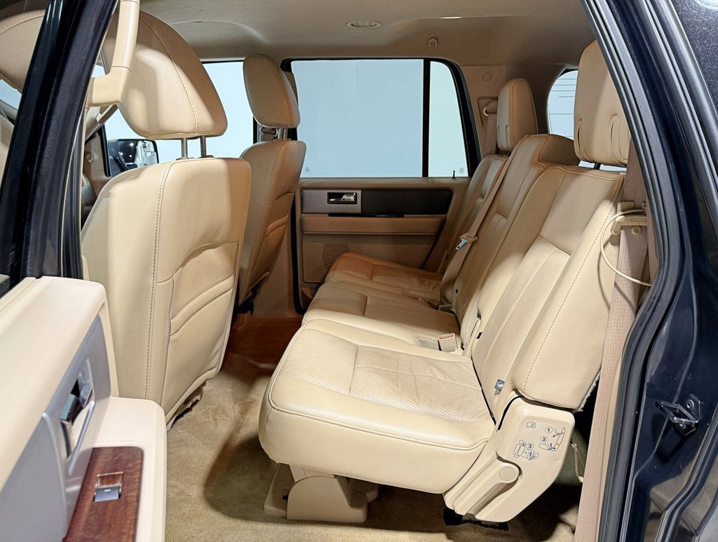 Used 2014 Ford Expedition EL XLT w/ Equipment Group 202A image 28
