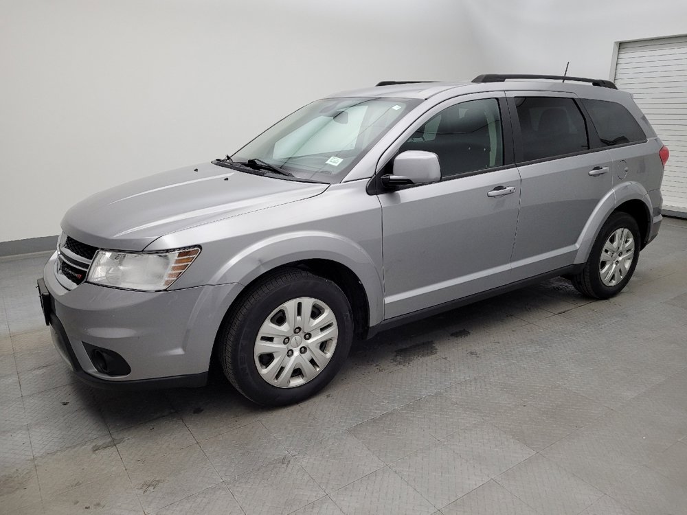 Used 2019 Dodge Journey SE w/ Connectivity Group image 2