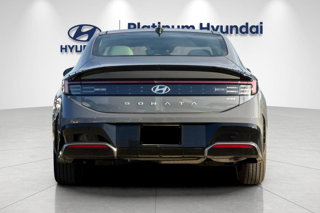 New 2026 Hyundai Sonata Limited FWD image 5