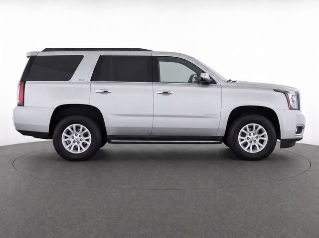 Used 2017 GMC Yukon SLT AWD/4WD image 8