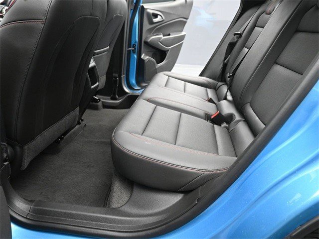 Certified 2025 Chevrolet Trax RS w/ Sunroof Package image 28