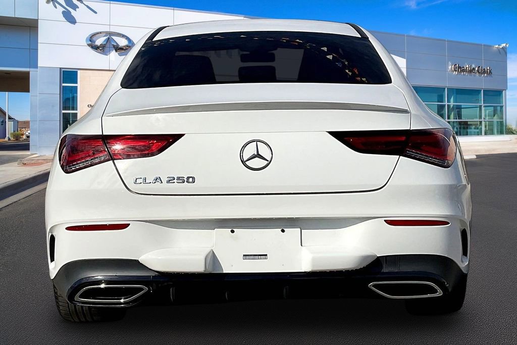 Used 2022 Mercedes-Benz CLA 250 image 4