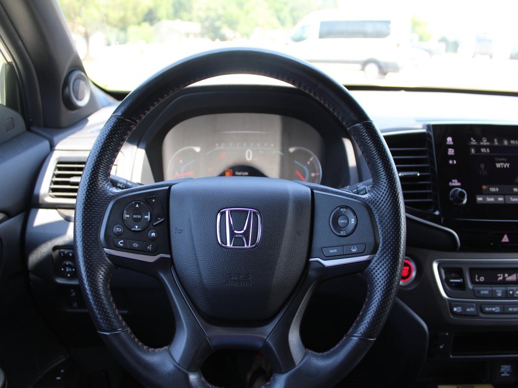 Used 2022 Honda Pilot TrailSport image 17