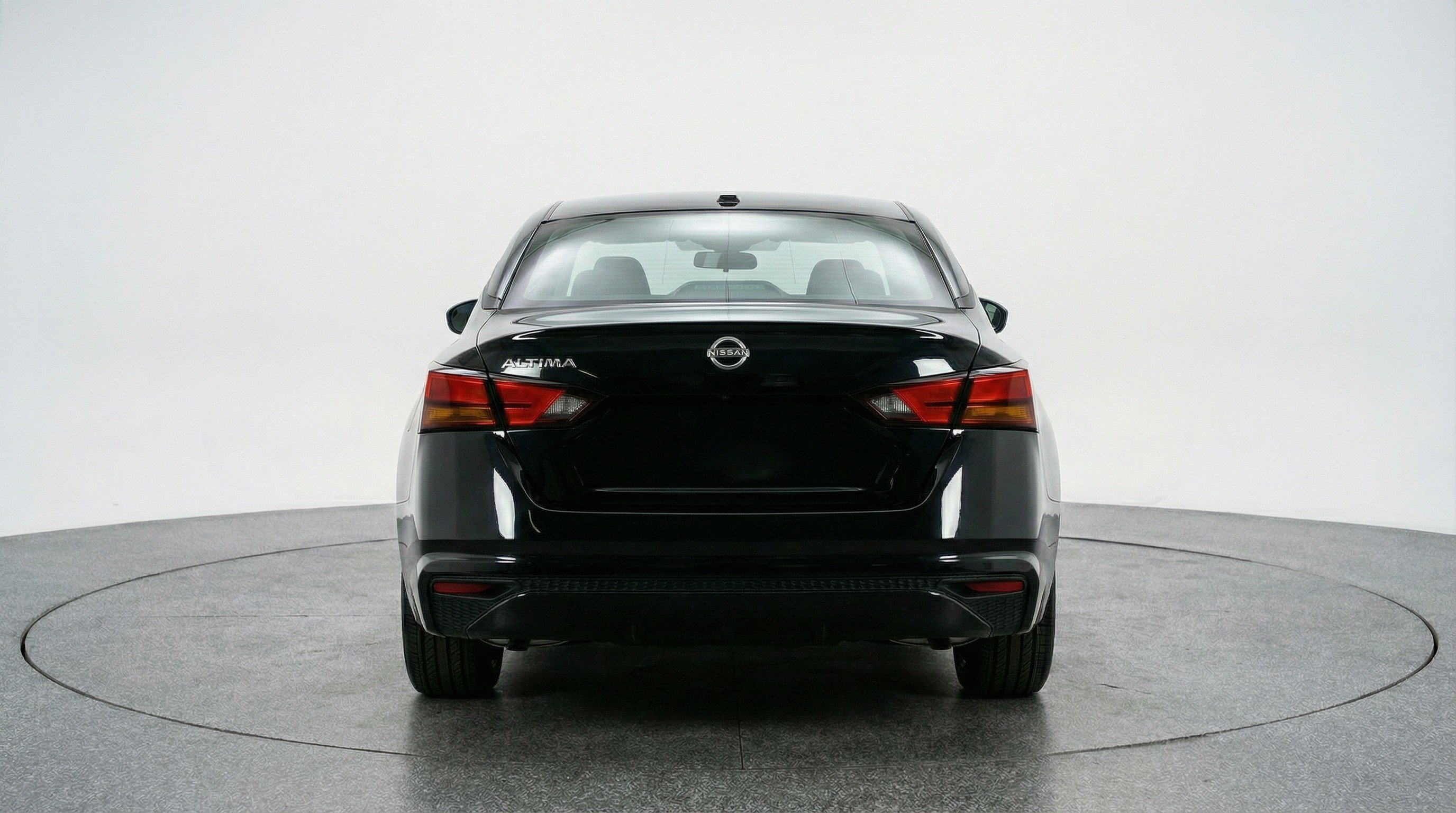 Used 2025 Nissan Altima 2.5 SV image 7